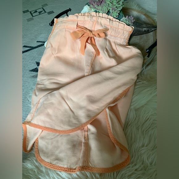 Aritzia skirt with silk trim - Picture 7 of 8